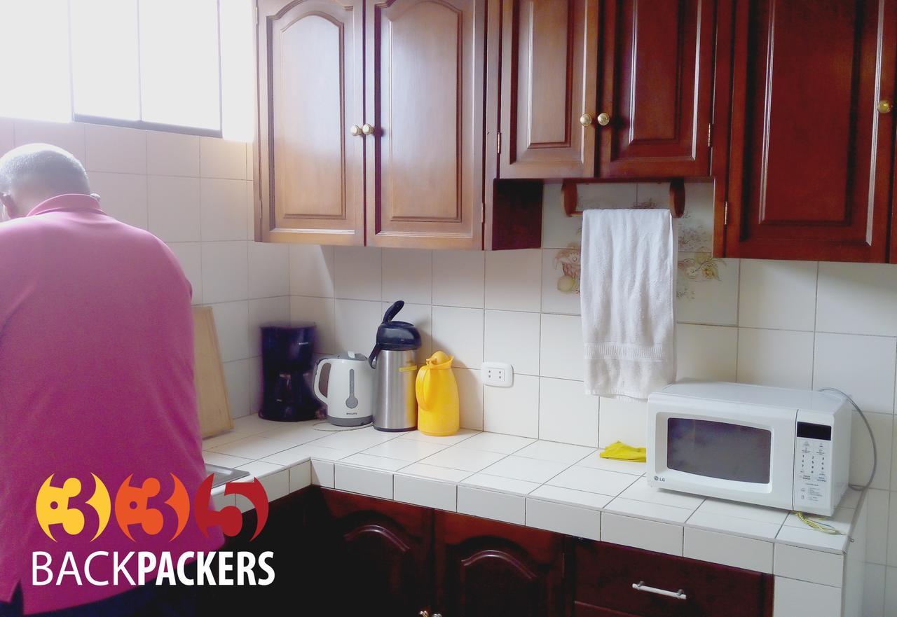 Хостел 335 Backpackers Ліма Екстер'єр фото